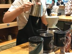 -星巴克(泰安万达店)