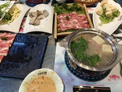 -名都晓荷塘主题火锅(建设大街店)