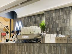 -M Stand(杭州萧山万象汇店)