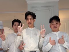 -京彩臻品火锅