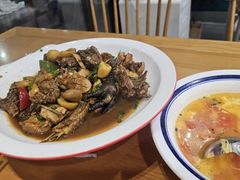 -品鲜村农家菜·阳澄湖大闸蟹(总店)