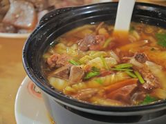 -闫家驴肉老店(华电一校店)