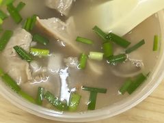 招牌牛羊杂汤-牛师傅广式药膳牛骨汤美食(江南西店)