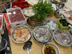 -杨老板·海鲜集市火锅·鲜切牛肉(中防万宝店)
