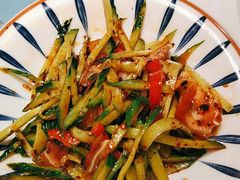 -黄记煌三汁焖锅(新佳丽江汉路店)