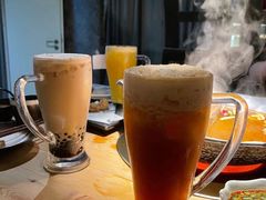 -湊湊火锅·茶憩(杭州湖滨银泰in77店)