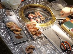 -黑牛の場烤肉(摩天活力城店)