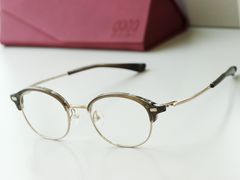 -目艮眼镜SHOWROOM(品牌集合店)