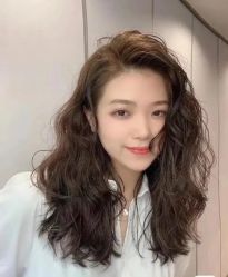 -KIMI HAIR SALON·烫染设计店