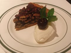 -Wolfgang’s Steakhouse 沃夫冈牛排馆(上海白玉兰广场店)