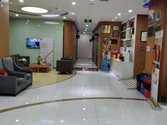 -雅悦齿科(顾村公园店)