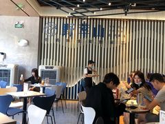 大堂-野萃山·潮汕厚果汁(十亩地店)