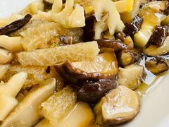 -美食村花园餐厅