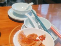 -菌自由丨野生菌火锅特色庭院餐厅(丽江古城店)