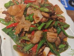 -曾牛土菜(捷瑞达店)