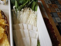 -南城十里潮汕鲜牛火锅·鲜虾生滚粥(融汇老商埠店)