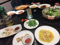 -洛东土菜馆(建国北路店)