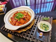 马仕金牌肥肠煲-马仕玖煲·融合菜·酥不腻烤鸭(人大店)