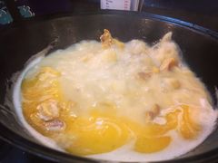 -鲜入围煮花胶鸡海鲜火锅