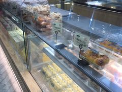 面包甜点陈列柜-泸溪河桃酥(江宁万居汇店)