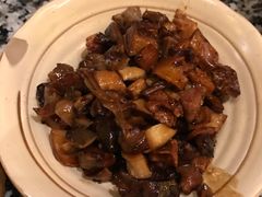 笋干烧鸡肫-南京大牌档(凯德大峡谷店)