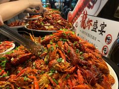 蒜蓉龙虾-五月罗马海鲜自助餐厅(陆家嘴店)