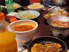 -川流不息·地道川菜·小龙虾(新松江路店)