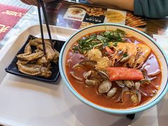 -何记花甲(海岸城旗舰店)