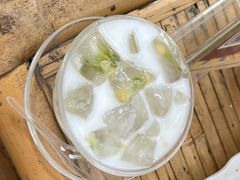 -周大娘牛乳(旧寨古村总店)