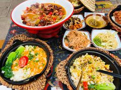 -回味碗土家洋芋饭(财信城市国际店)