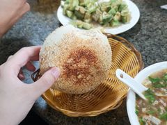 烧饼-清真喜兰老丁羊汤特色小吃