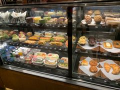 -星巴克(静安嘉里中心B2店)