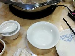 -粤潮牛肉火锅店(江南大道店)