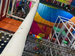 -超人空间竞技场·轰趴团建蹦床主题公园