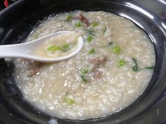 美味牛肉粥-港澳烧卤馆