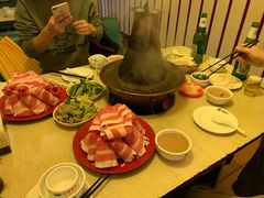 -洞庭洲·防空洞火锅·烧烤·铜锅涮肉(新百广场店)