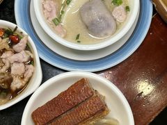 -老来福·非遗酸汤兔(凯旋路店)