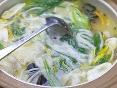 -云海肴·汽锅鸡·云南菜(天山百盛优客店)