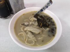 招牌黄鱼面-明呈黄鱼面馆(斜土路店)