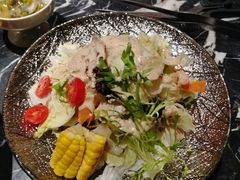 -山川小町·极番烧肉(新地假日广场店)