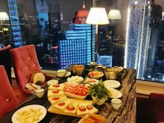 -云中捞高空旋转餐厅(商茂世纪广场店)