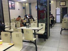 大堂-江三王记牛杂馆(总店)