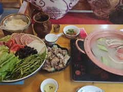 素菜拼盘-民食香·腊排骨野生菌美食(木府店)