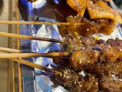 -烤满分·东北烧烤(首经贸店)