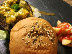 -HIGH FIVE哈福手工汉堡(桂林路店)