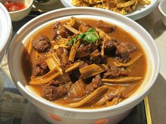 八旗煨牛肉-京味斋·北京烤鸭(北京南站洋桥店)
