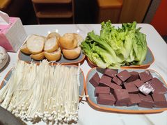 -安吉美渝石锅鱼(芜园西路店)