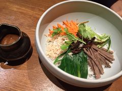 -云海肴·汽锅鸡·云南菜(天山百盛优客店)