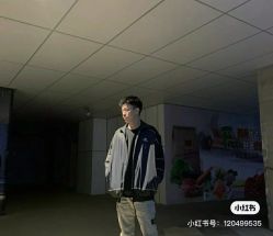 -时尚殿堂明星门店