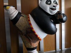 -天幕新彩云国际影城(激光巨幕店)